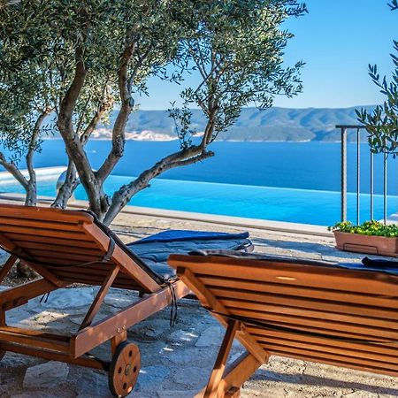 Villa Secluded Paradise Omiš Extérieur photo