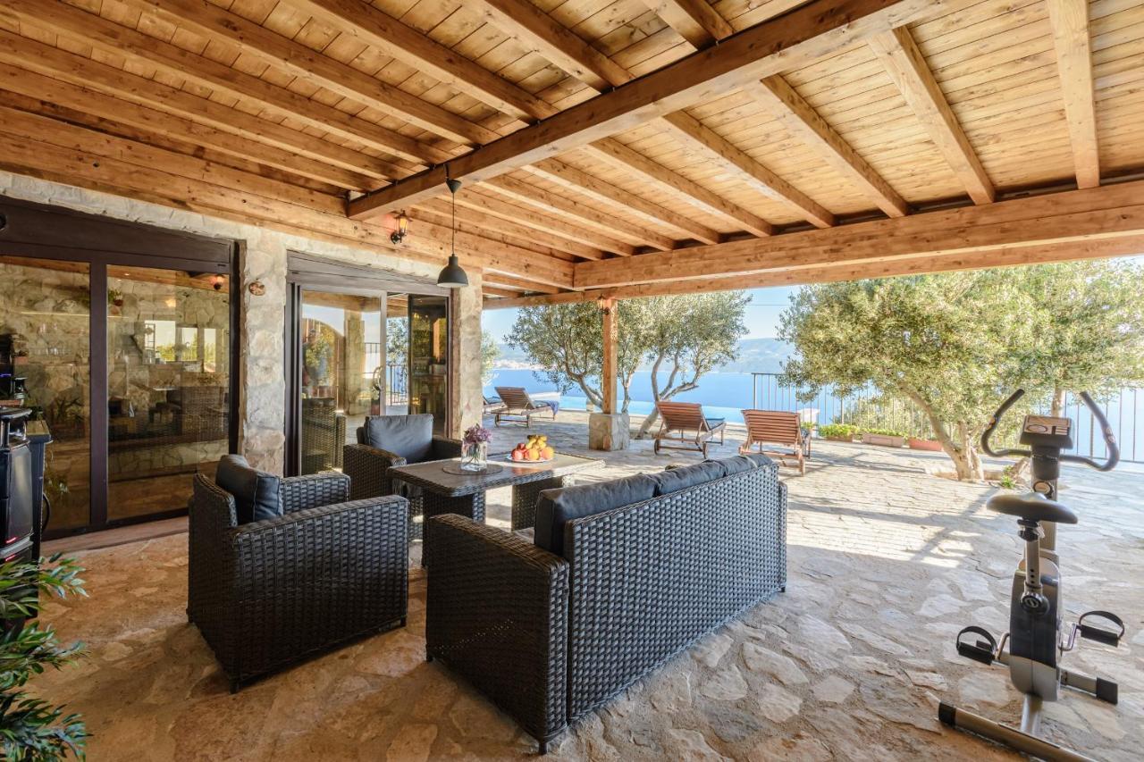 Villa Secluded Paradise Omiš Extérieur photo